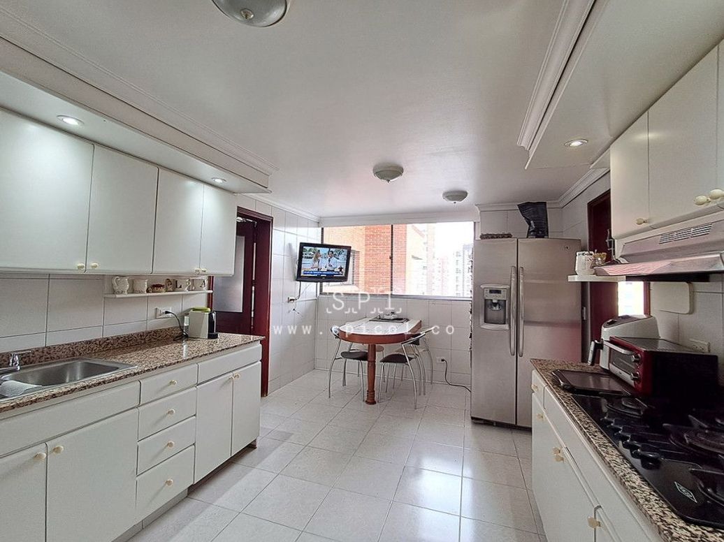 Apartamento de 4 alcobas en venta en Sabanalarga, Bogotá, 230 m² · foto 4 de 20