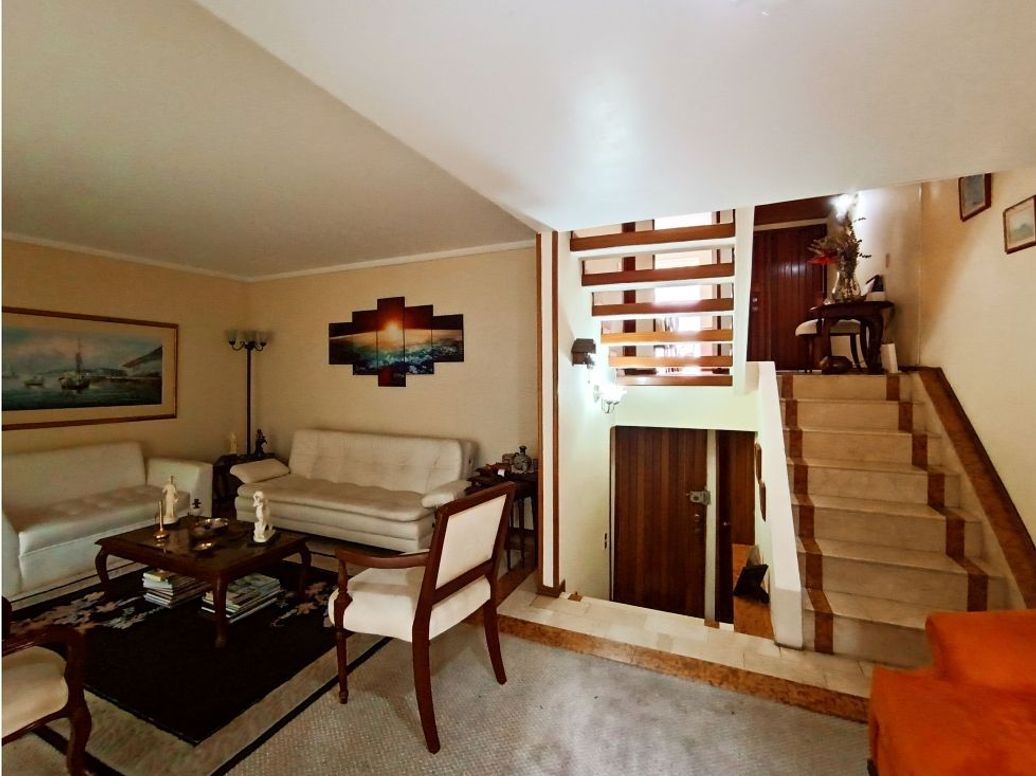 Casa de 4 alcobas en venta en Country Club, Bogotá, 176 m² · foto 8 de 20