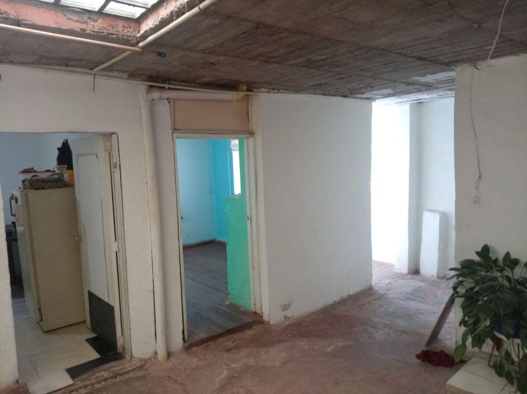 Casa de 11 alcobas en venta en Ub. La Castana, Bogotá, 300 m² · foto 15 de 20