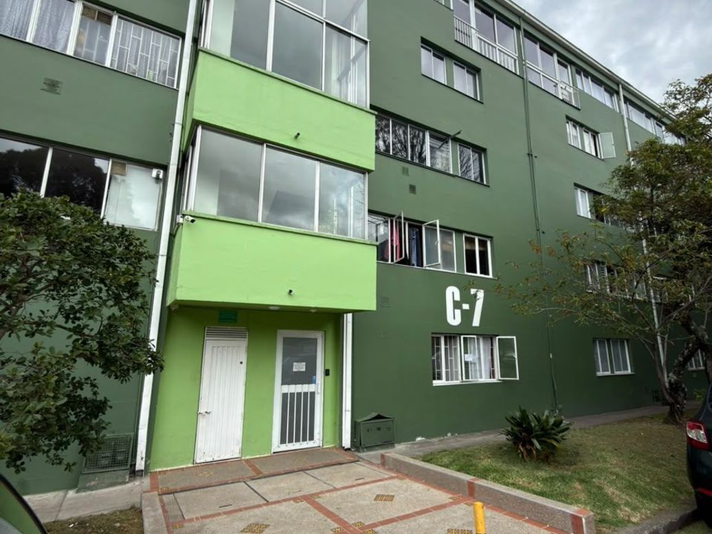 Apartamento de 4 alcobas en venta en Pablo Vi, Bogotá, 116 m² · foto 2 de 18