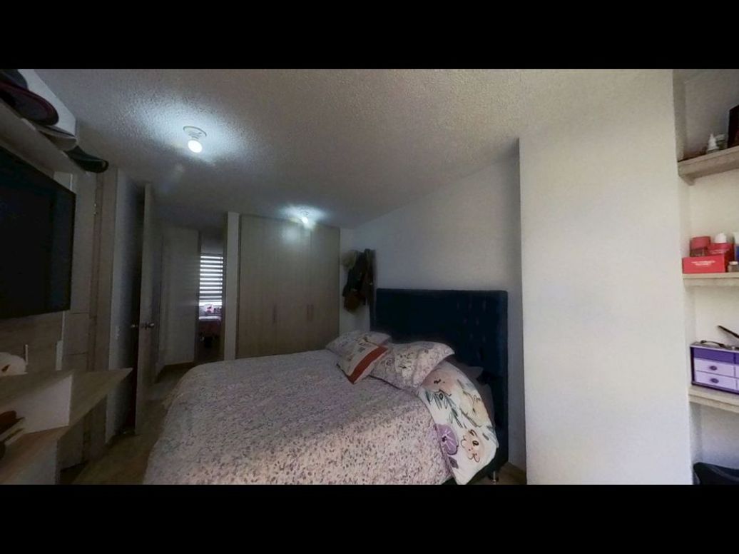 Apartamento de 2 alcobas en venta en Ub. De La Sabana, Bogotá, 56 m² · foto 4 de 17