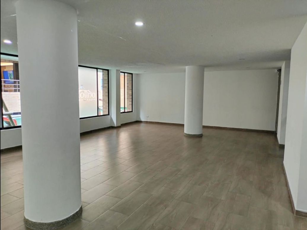 Apartamento de 2 alcobas en venta en Ub. De La Sabana, Bogotá, 56 m² · foto 13 de 17