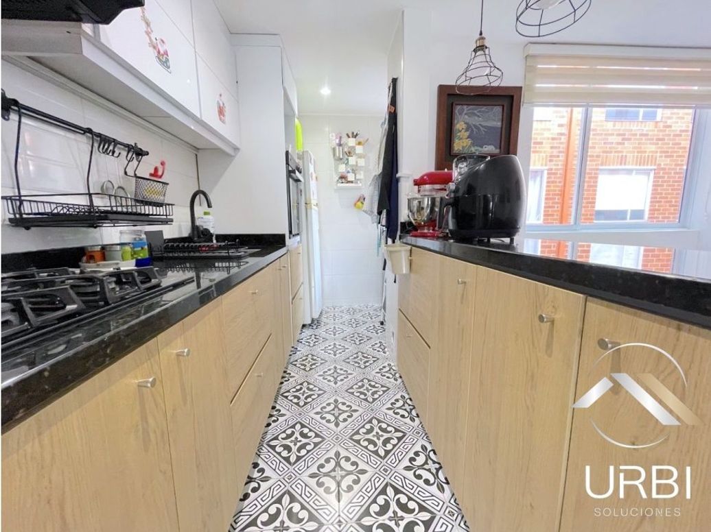 Apartamento de 4 alcobas en venta en Cedritos, Bogotá, 96 m² · foto 6 de 20
