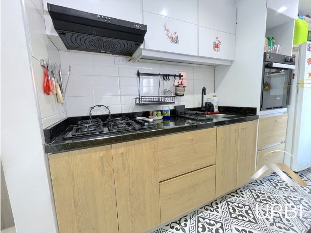 Apartamento de 4 alcobas en venta en Cedritos, Bogotá, 96 m² · foto 7 de 20