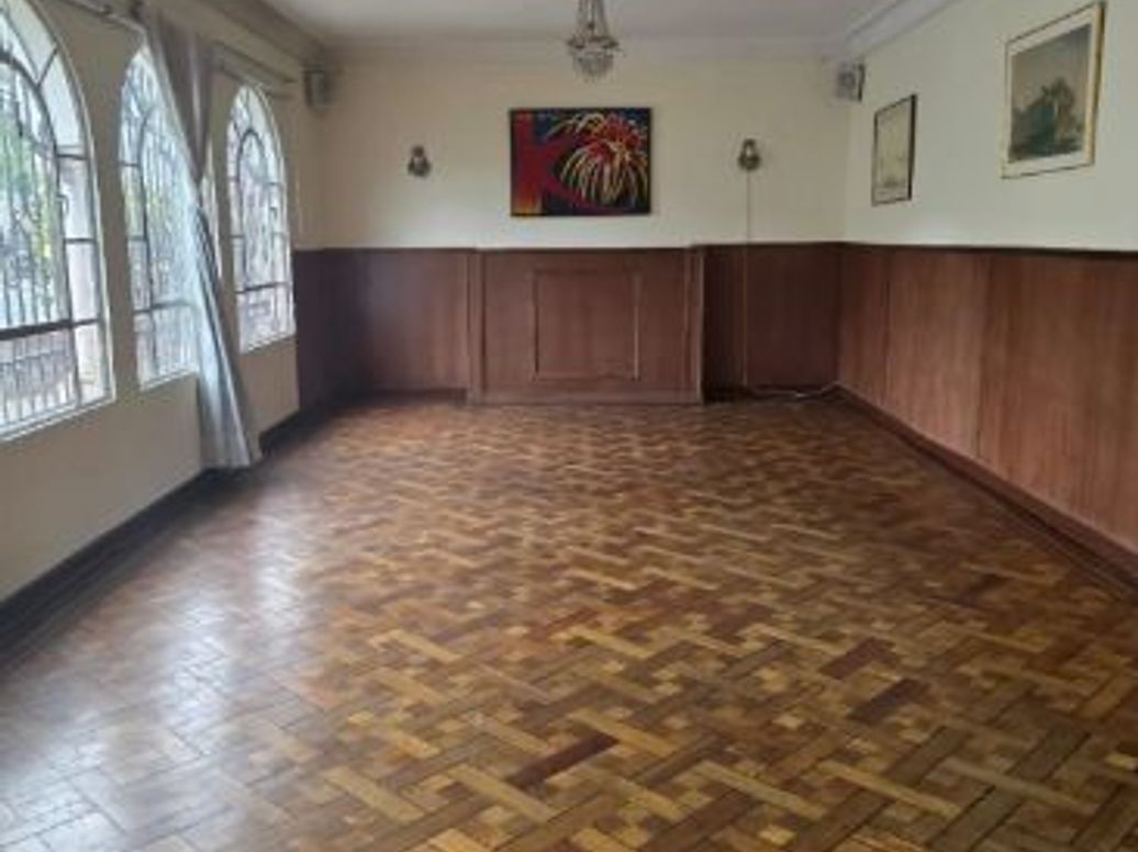 Casa de 6 alcobas en venta en A.S.D, Bogotá, 780 m² · foto 14 de 19