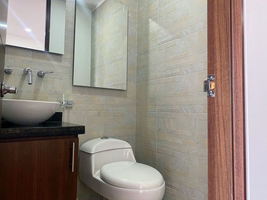 Apartamento de 1 alcoba en venta en Nuevo Contry, Bogotá, 55 m² · foto 9 de 19