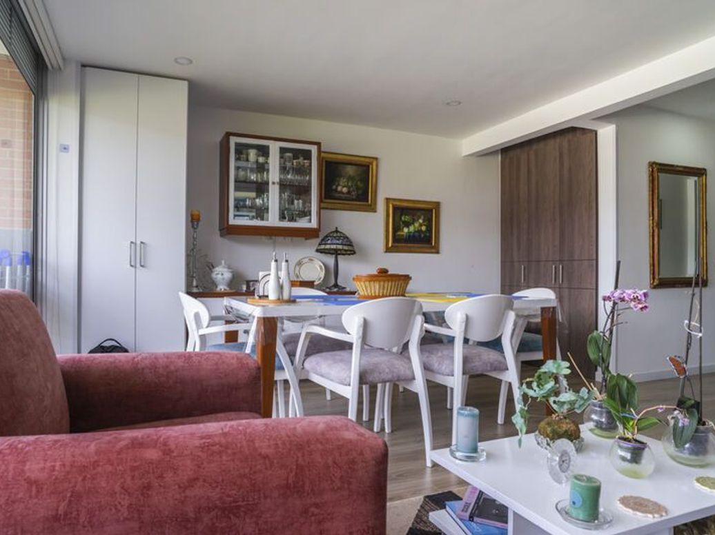 Apartamento de 3 alcobas en venta en San Antonio Nor - Occidental, Bogotá, 101 m² · foto 2 de 20