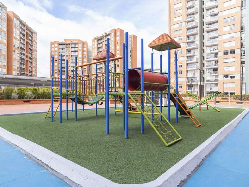 Apartamento de 3 alcobas en venta en San Antonio Nor - Occidental, Bogotá, 101 m² · foto 18 de 20