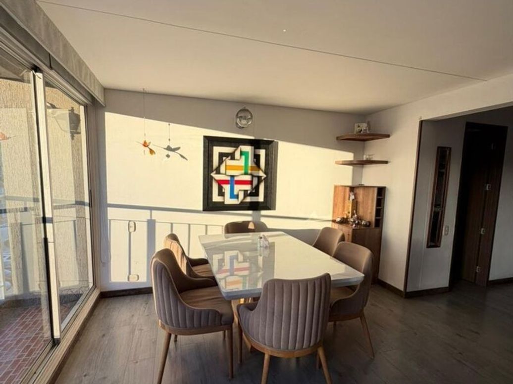 Apartamento de 3 alcobas en venta en La Felicidad, Bogotá, 82 m² · foto 3 de 14