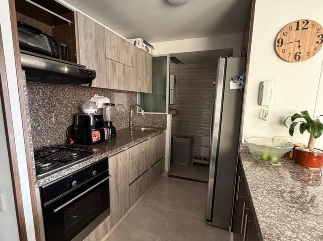 Apartamento de 3 alcobas en venta en La Felicidad, Bogotá, 82 m² · foto 4 de 14