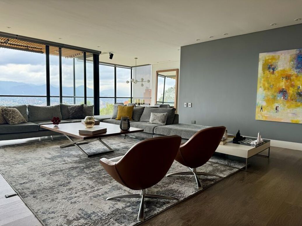 Apartamento de 3 alcobas en venta en Suba Naranjos, Bogotá, 223 m² · foto 5 de 12