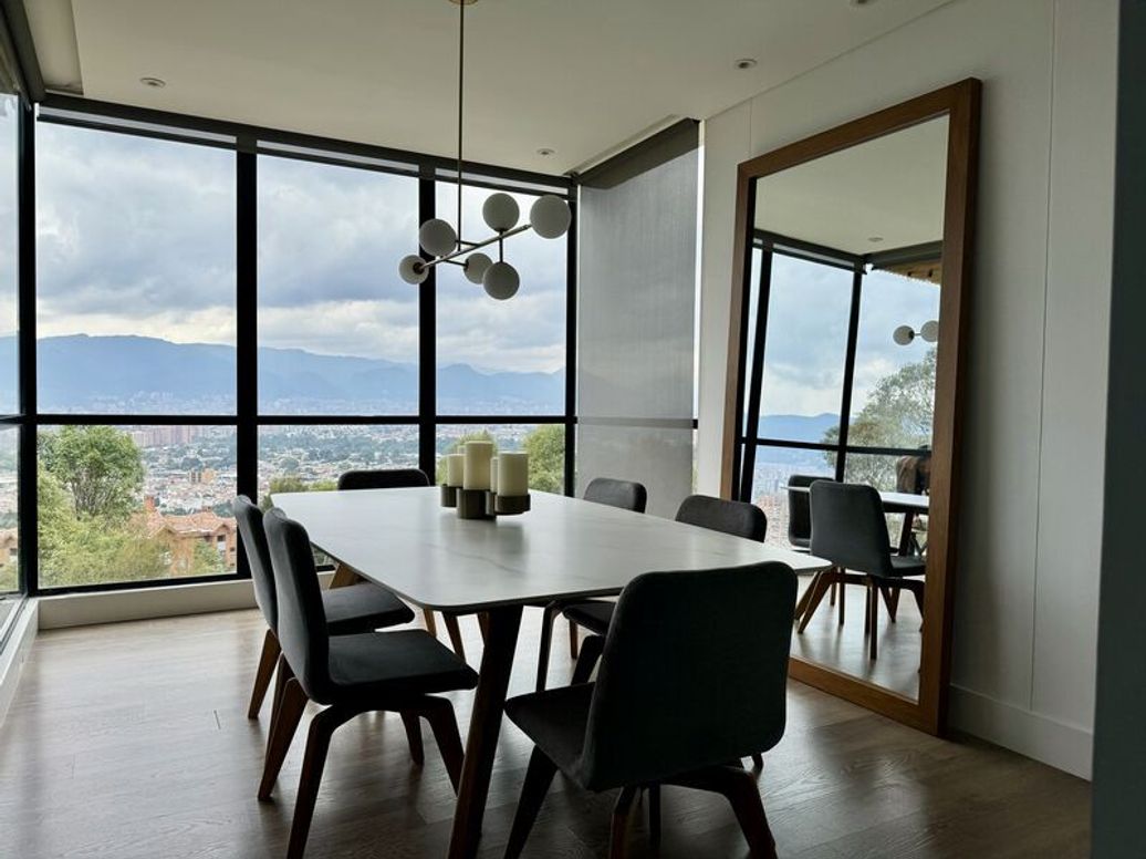 Apartamento de 3 alcobas en venta en Suba Naranjos, Bogotá, 223 m² · foto 8 de 12
