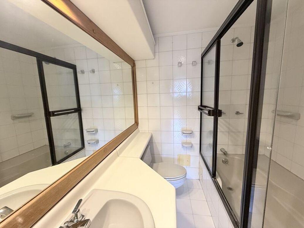 Apartamento de 3 alcobas en venta en Santa Barbara Occidental, Bogotá, 113 m² · foto 16 de 20