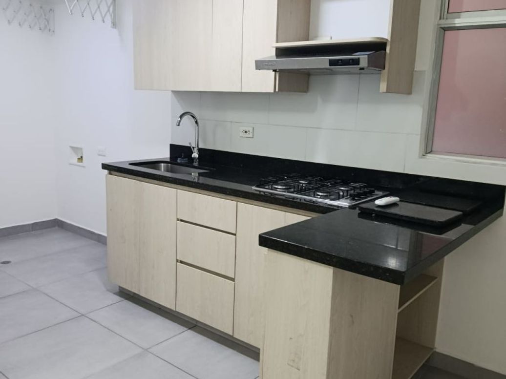 Apartamento en Arriendo en Calle Del Banco, Sabaneta, Sabaneta en Calle Del Banco