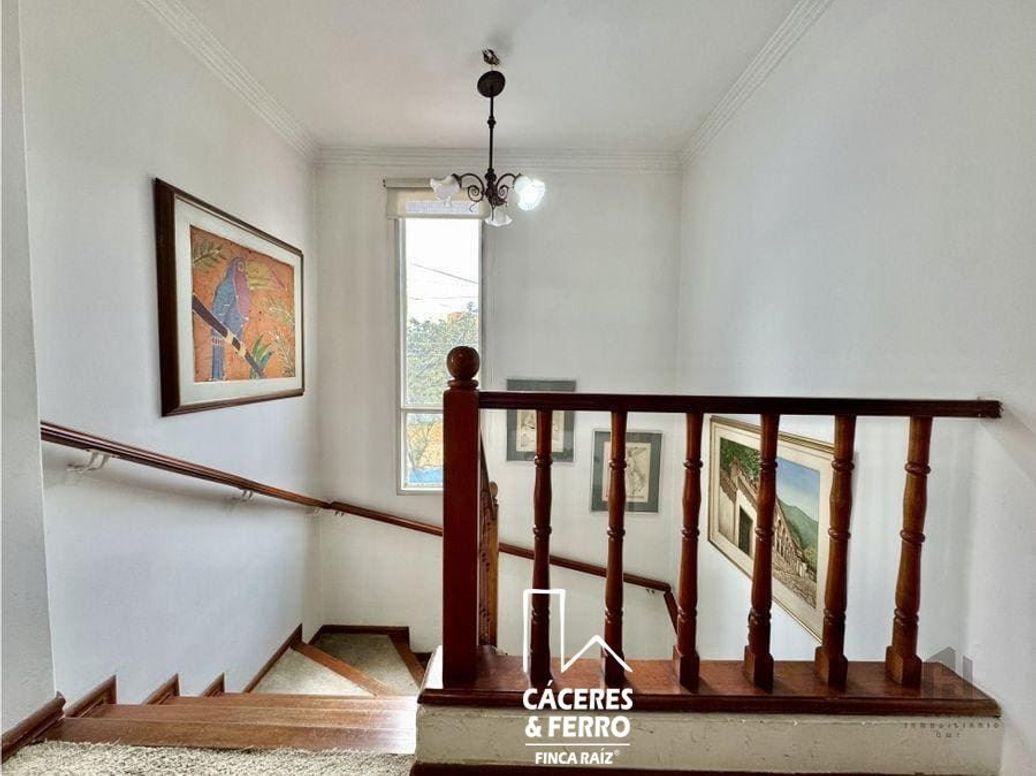 Casa de 3 alcobas en venta en San Patricio, Bogotá, 250 m² · foto 9 de 17