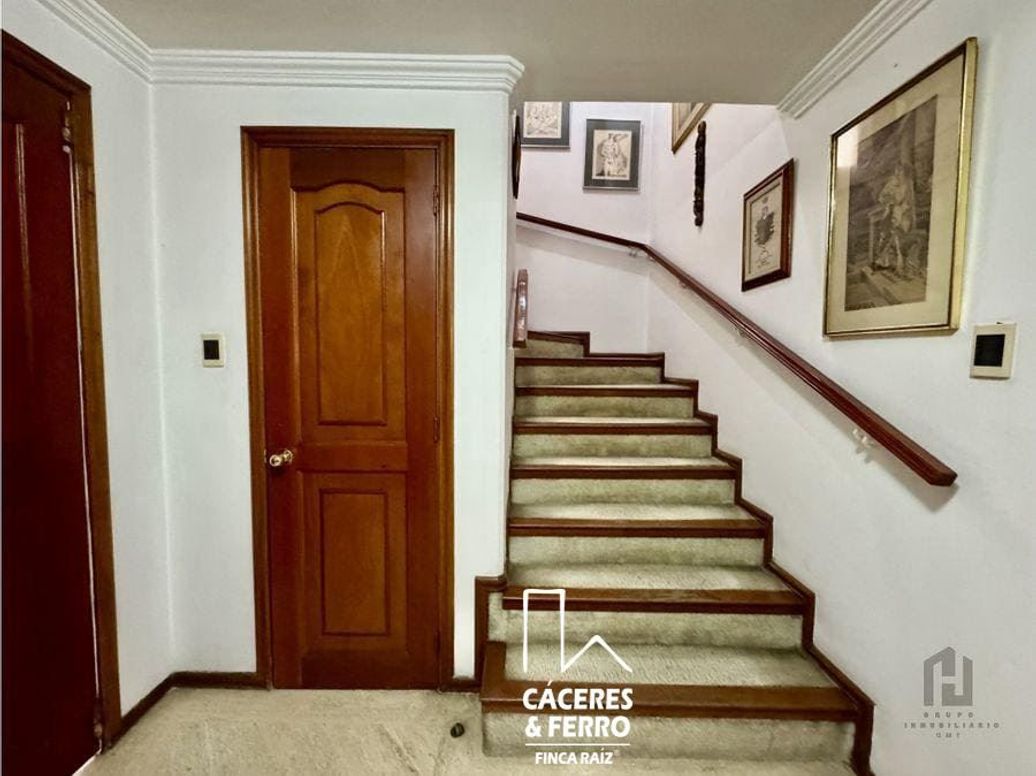 Casa de 3 alcobas en venta en San Patricio, Bogotá, 250 m² · foto 8 de 17