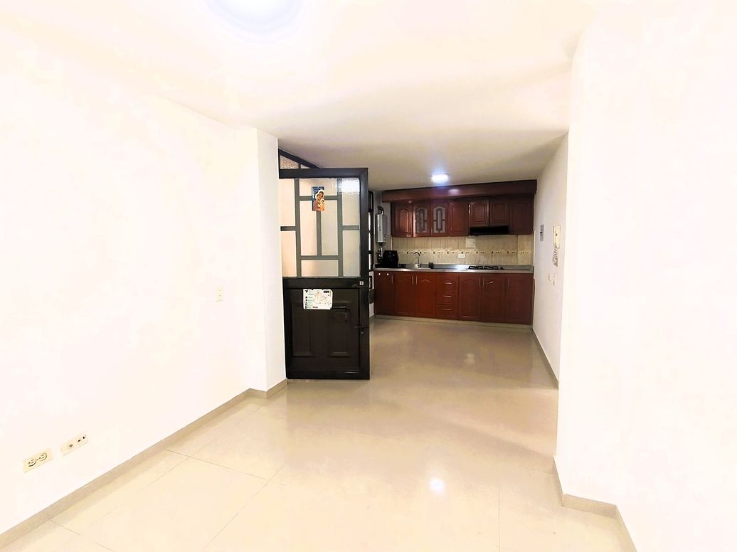 Apartamento de 2 alcobas en venta en Florencia, Bogotá, 43 m² · foto 3 de 16