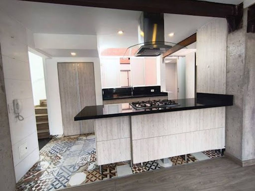 Casa de 4 alcobas en venta en Belmira, Bogotá, 174 m² · foto 2 de 20