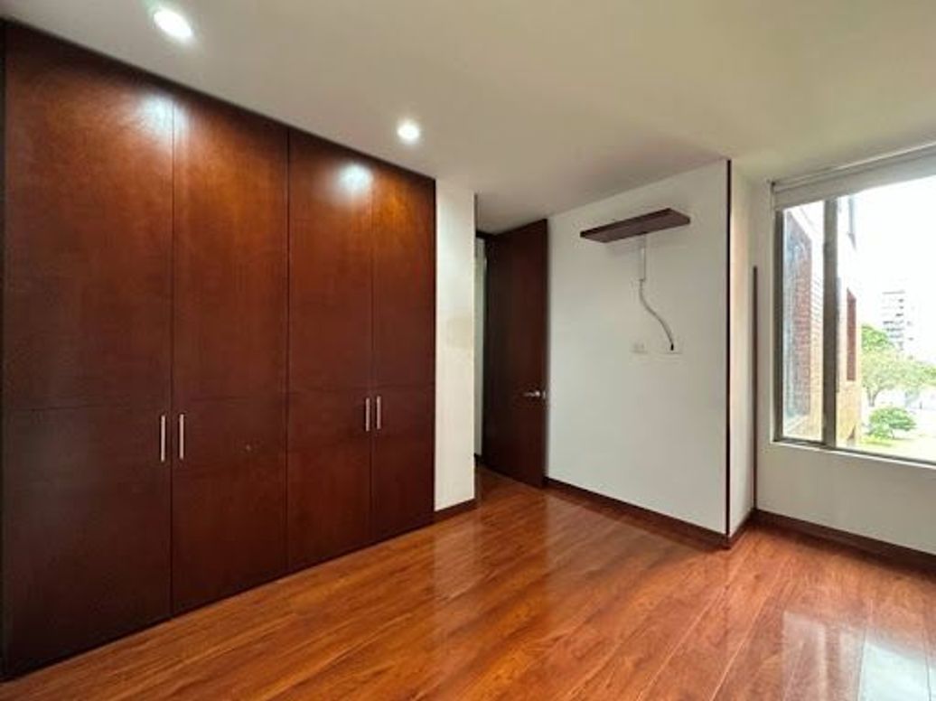 Apartamento de 3 alcobas en venta en Ciudad Salitre, Bogotá, 138 m² · foto 15 de 20
