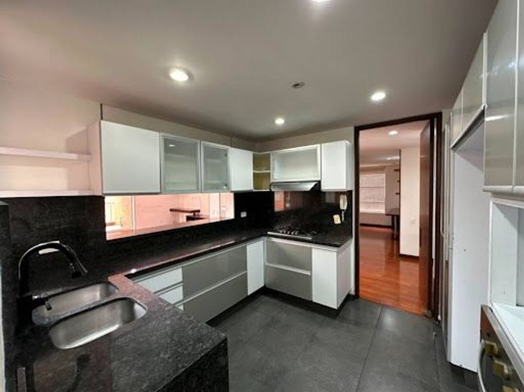 Apartamento de 3 alcobas en venta en Ciudad Salitre, Bogotá, 138 m² · foto 6 de 20