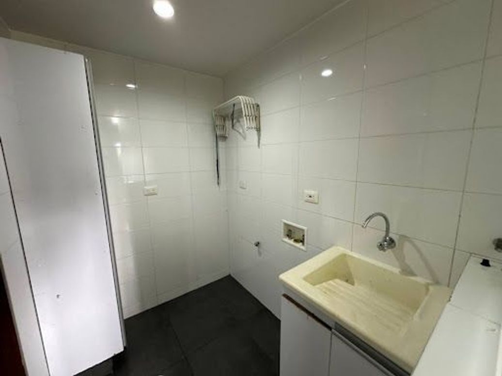 Apartamento de 3 alcobas en venta en Ciudad Salitre, Bogotá, 138 m² · foto 7 de 20