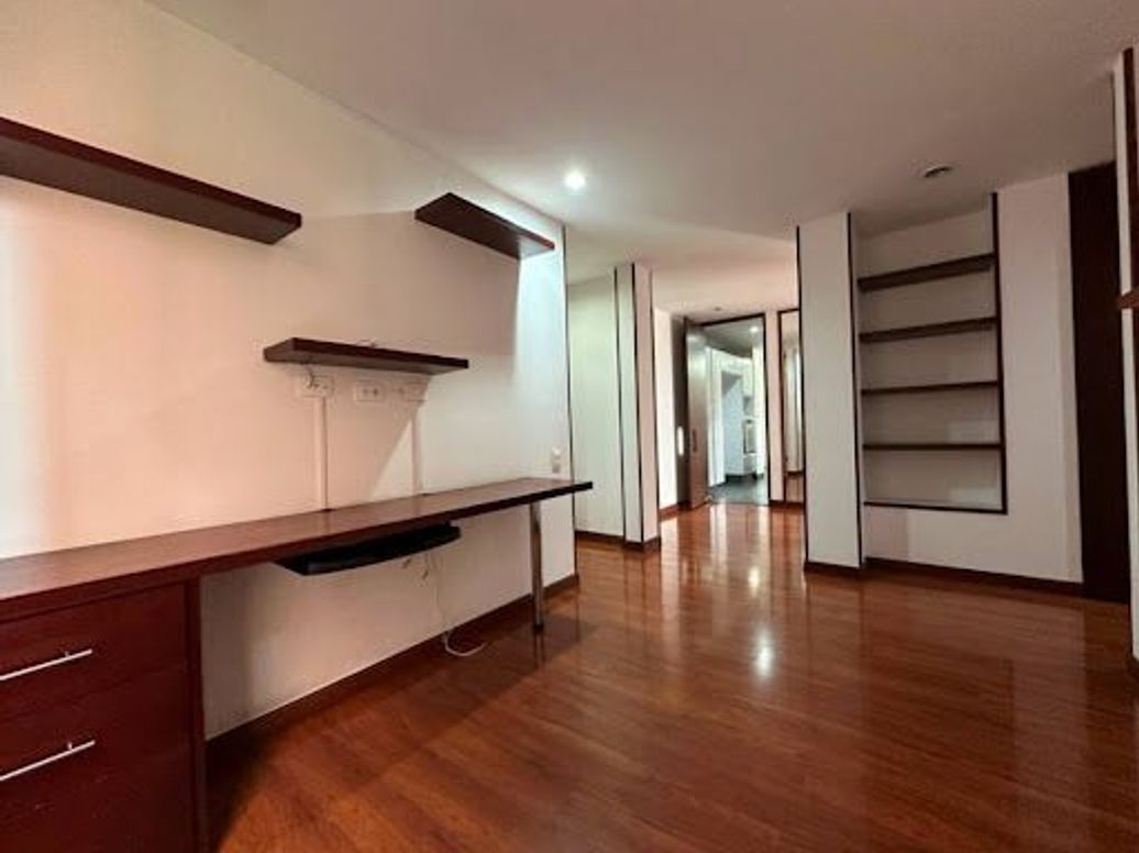 Apartamento de 3 alcobas en venta en Ciudad Salitre, Bogotá, 138 m² · foto 12 de 20