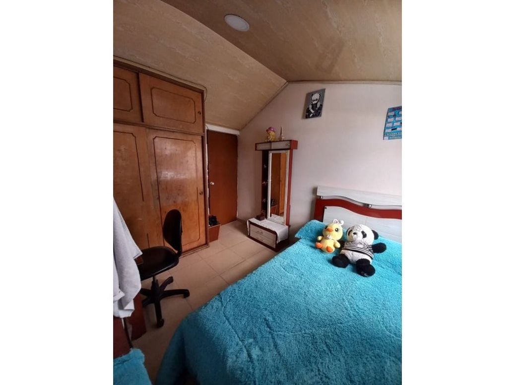 Casa de 6 alcobas en venta en Puente Aranda, Bogotá, 127 m² · foto 13 de 20