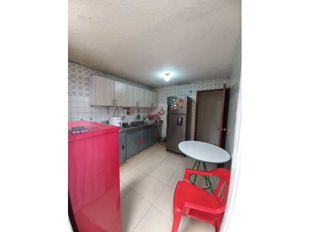 Casa de 6 alcobas en venta en Puente Aranda, Bogotá, 127 m² · foto 9 de 20