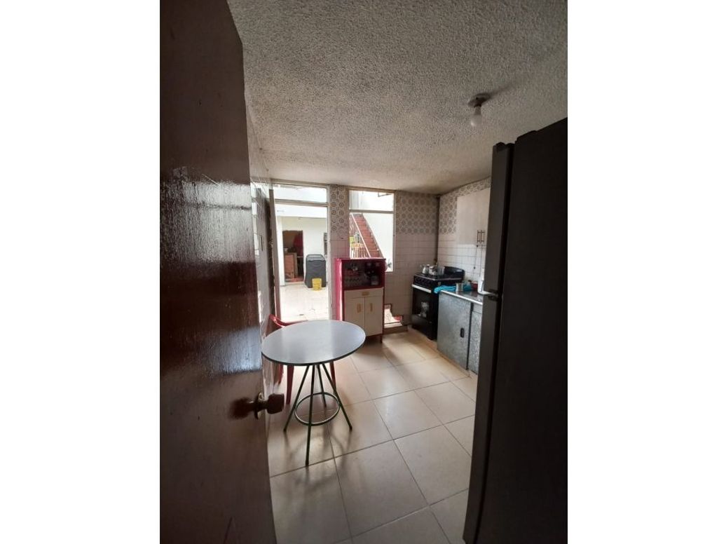 Casa de 6 alcobas en venta en Puente Aranda, Bogotá, 127 m² · foto 17 de 20