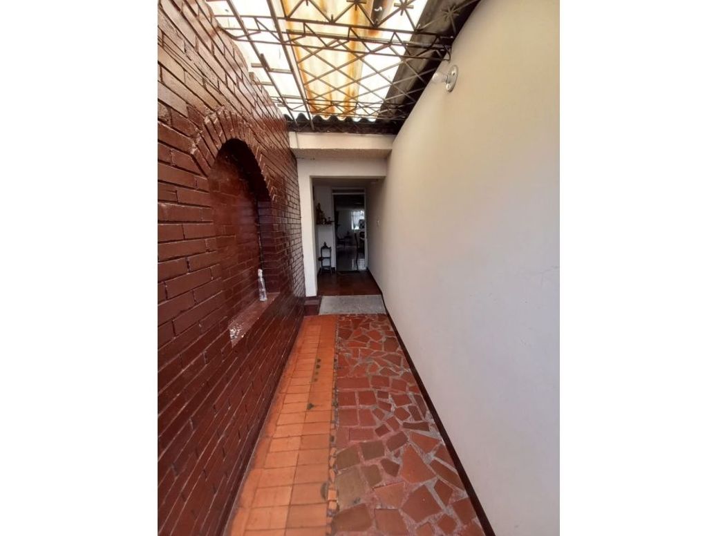 Casa de 6 alcobas en venta en Puente Aranda, Bogotá, 127 m² · foto 11 de 20