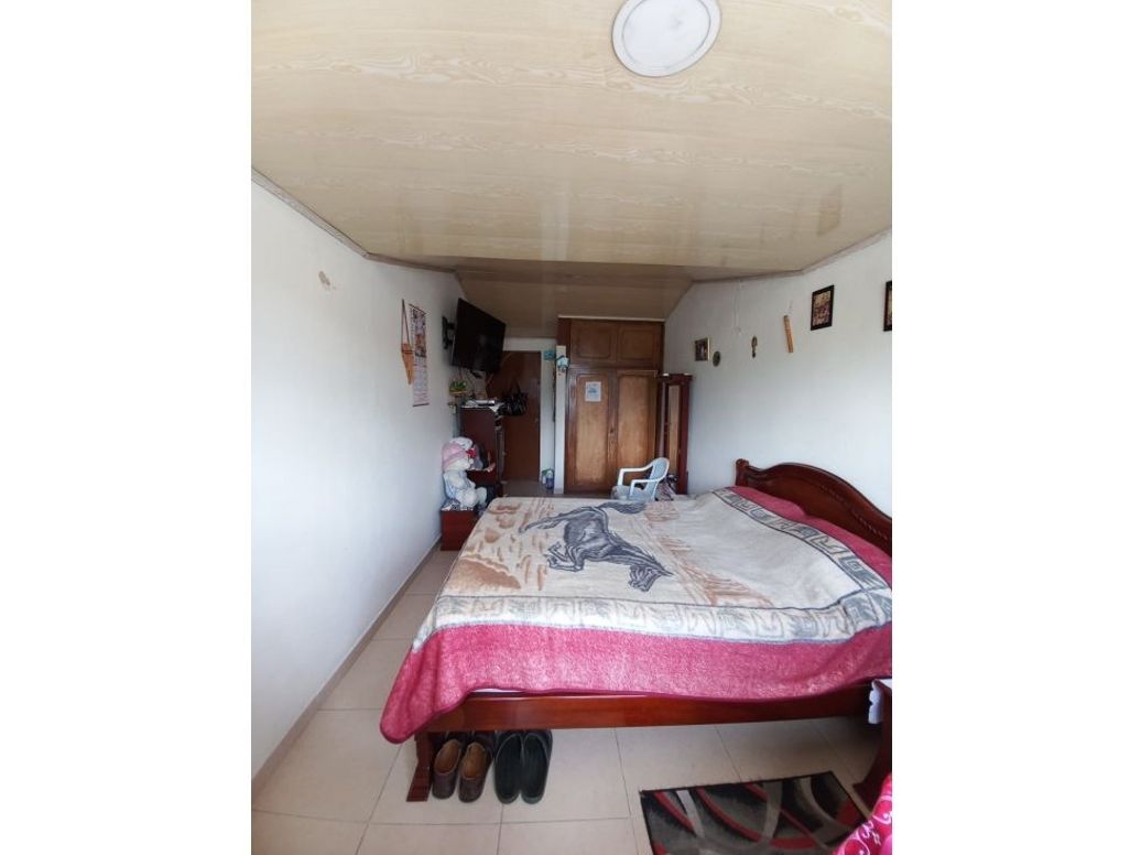 Casa de 6 alcobas en venta en Puente Aranda, Bogotá, 127 m² · foto 18 de 20