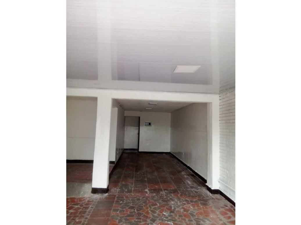 Casa de 6 alcobas en venta en Puente Aranda, Bogotá, 127 m² · foto 8 de 20