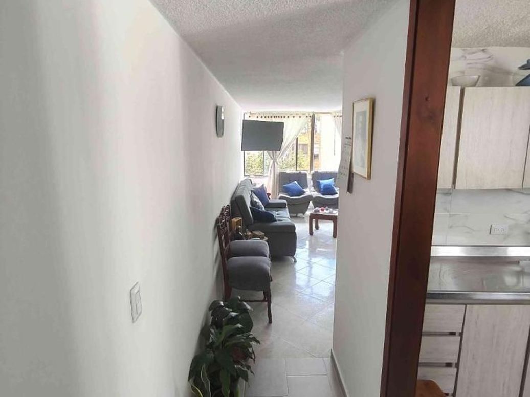 Apartamento de 4 alcobas en venta en Hacienda Cordoba, Bogotá, 73 m² · foto 4 de 20