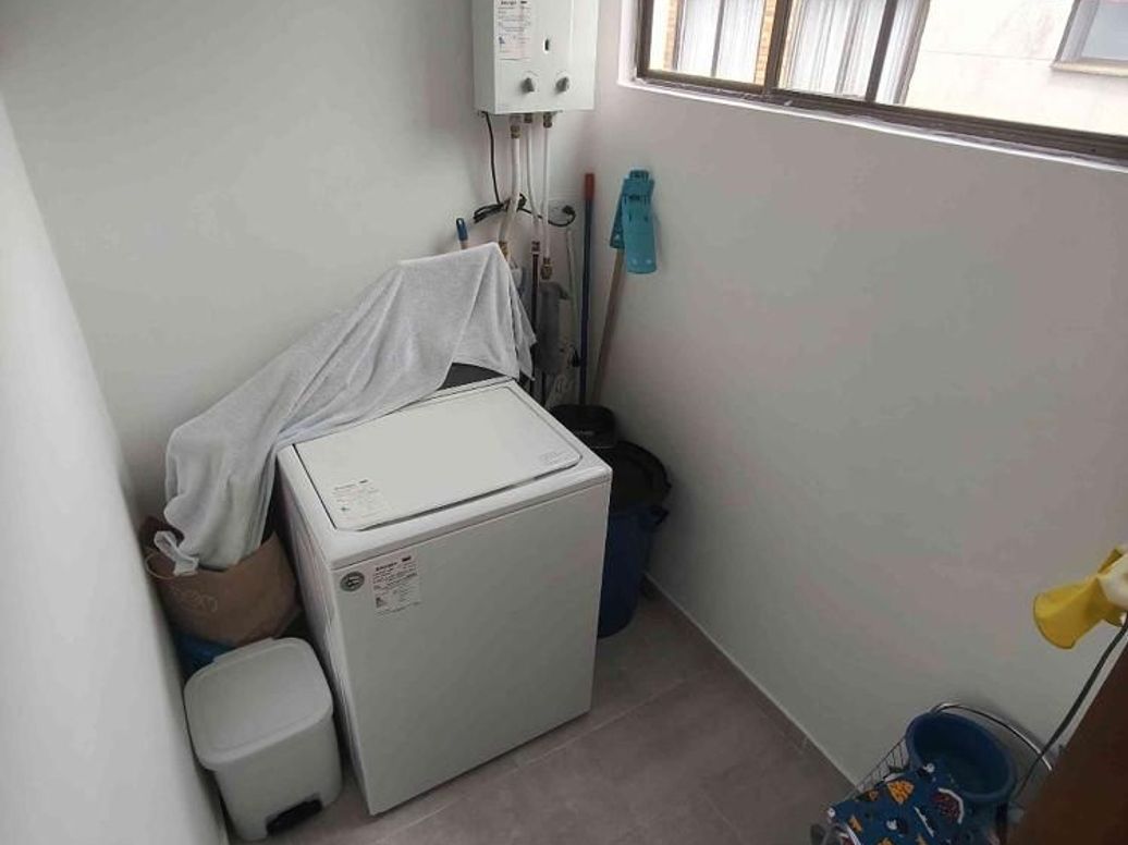 Apartamento de 4 alcobas en venta en Hacienda Cordoba, Bogotá, 73 m² · foto 8 de 20