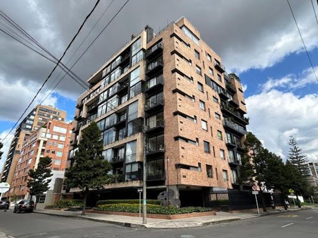 Apartamento de 2 alcobas en arriendo en Chicó Norte 2, Bogotá, 82 m² · foto 3 de 20