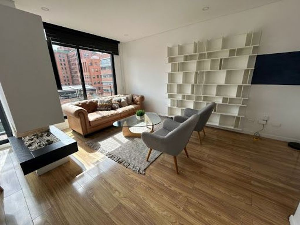 Apartamento de 2 alcobas en arriendo en Chicó Norte 2, Bogotá, 82 m² · foto 2 de 20