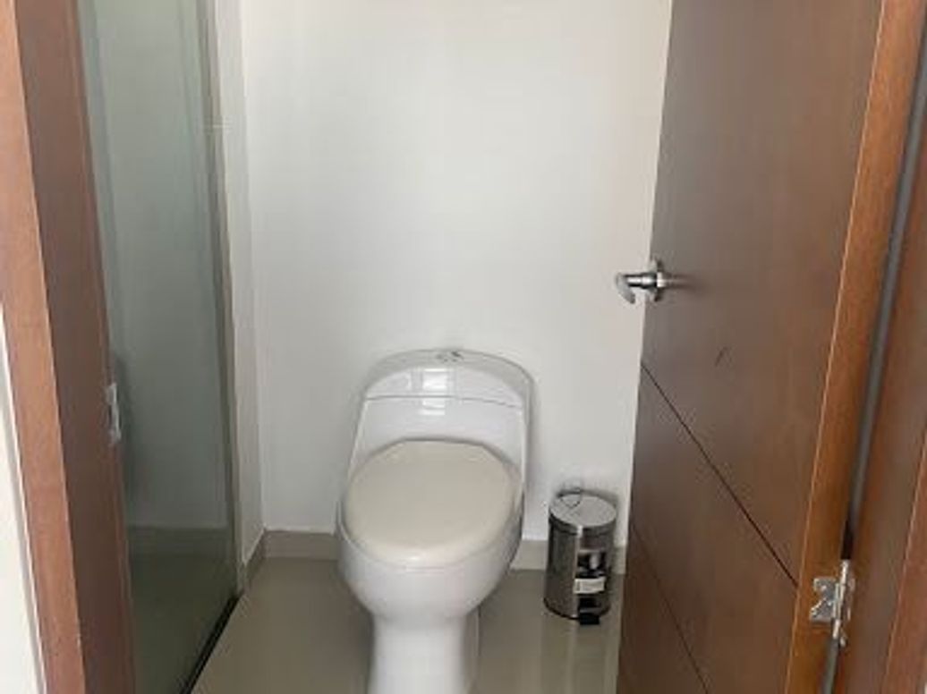 Apartamento de 1 alcoba en arriendo en Chico Navarra, Bogotá, 70 m² · foto 9 de 18