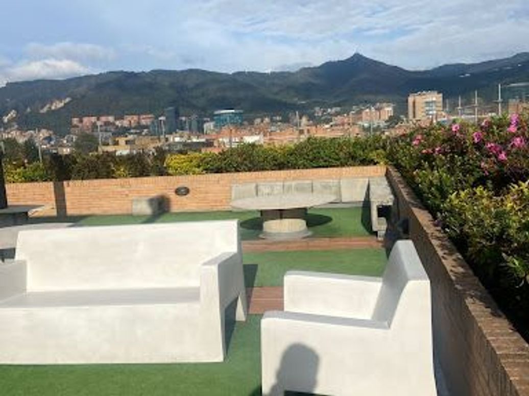 Apartamento de 1 alcoba en arriendo en Chico Navarra, Bogotá, 70 m² · foto 14 de 18