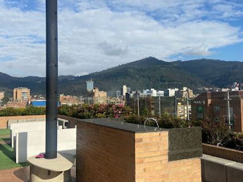 Apartamento de 1 alcoba en arriendo en Chico Navarra, Bogotá, 70 m² · foto 16 de 18