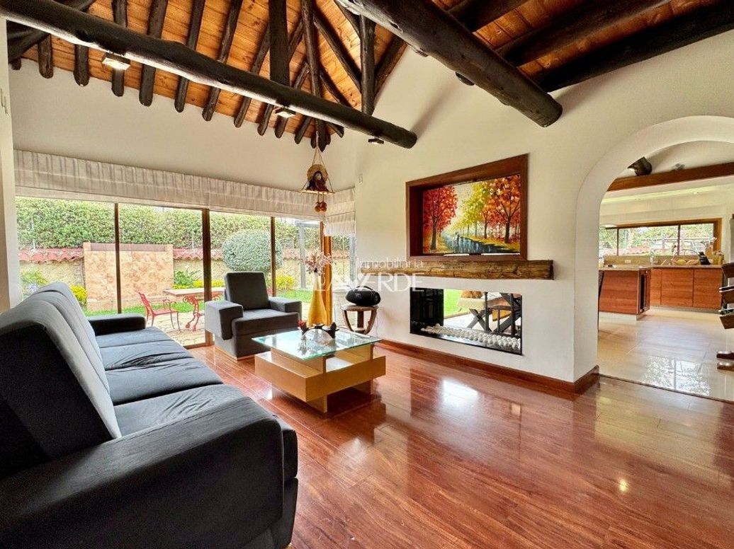 Casa de 3 alcobas en venta en San José De Bavaria, Bogotá, 260 m² · foto 6 de 20