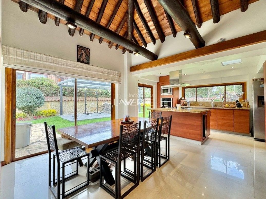Casa de 3 alcobas en venta en San José De Bavaria, Bogotá, 260 m² · foto 8 de 20
