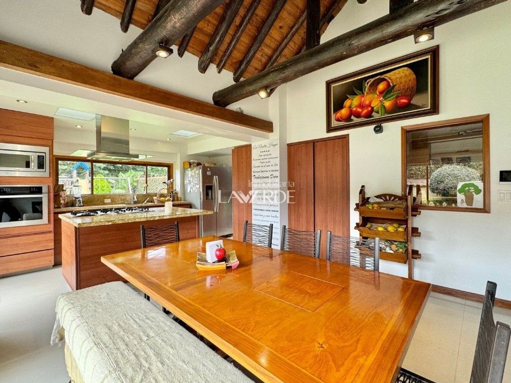 Casa de 3 alcobas en venta en San José De Bavaria, Bogotá, 260 m² · foto 9 de 20