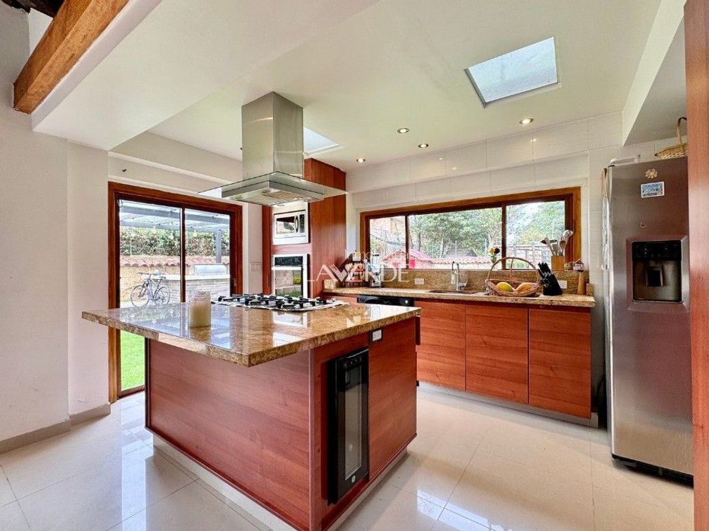 Casa de 3 alcobas en venta en San José De Bavaria, Bogotá, 260 m² · foto 11 de 20