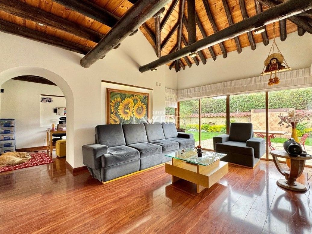 Casa de 3 alcobas en venta en San José De Bavaria, Bogotá, 260 m² · foto 13 de 20