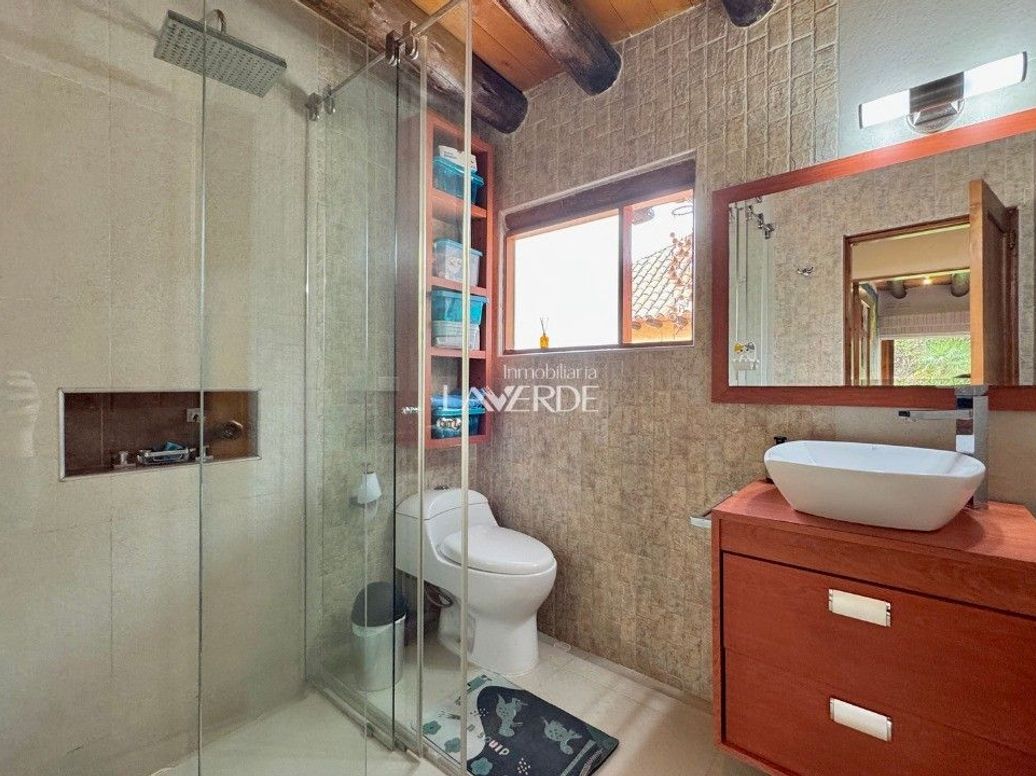 Casa de 3 alcobas en venta en San José De Bavaria, Bogotá, 260 m² · foto 17 de 20