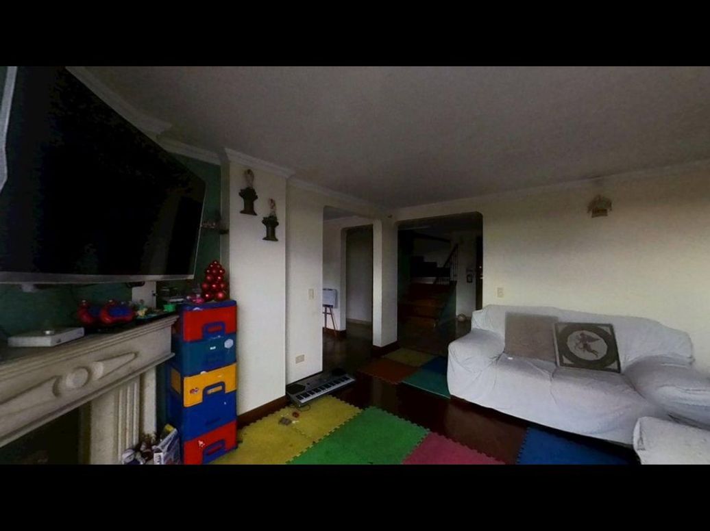 Casa de 3 alcobas en venta en El Batán, Bogotá, 137 m² · foto 3 de 20