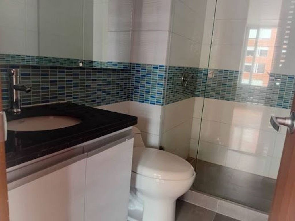 Apartamento de 3 alcobas en venta en La Felicidad, Bogotá, 140 m² · foto 11 de 17