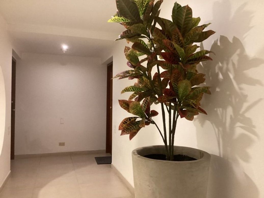 Apartamento de 3 alcobas en venta en Santa Barbara Occidental, Bogotá, 187 m² · foto 18 de 20