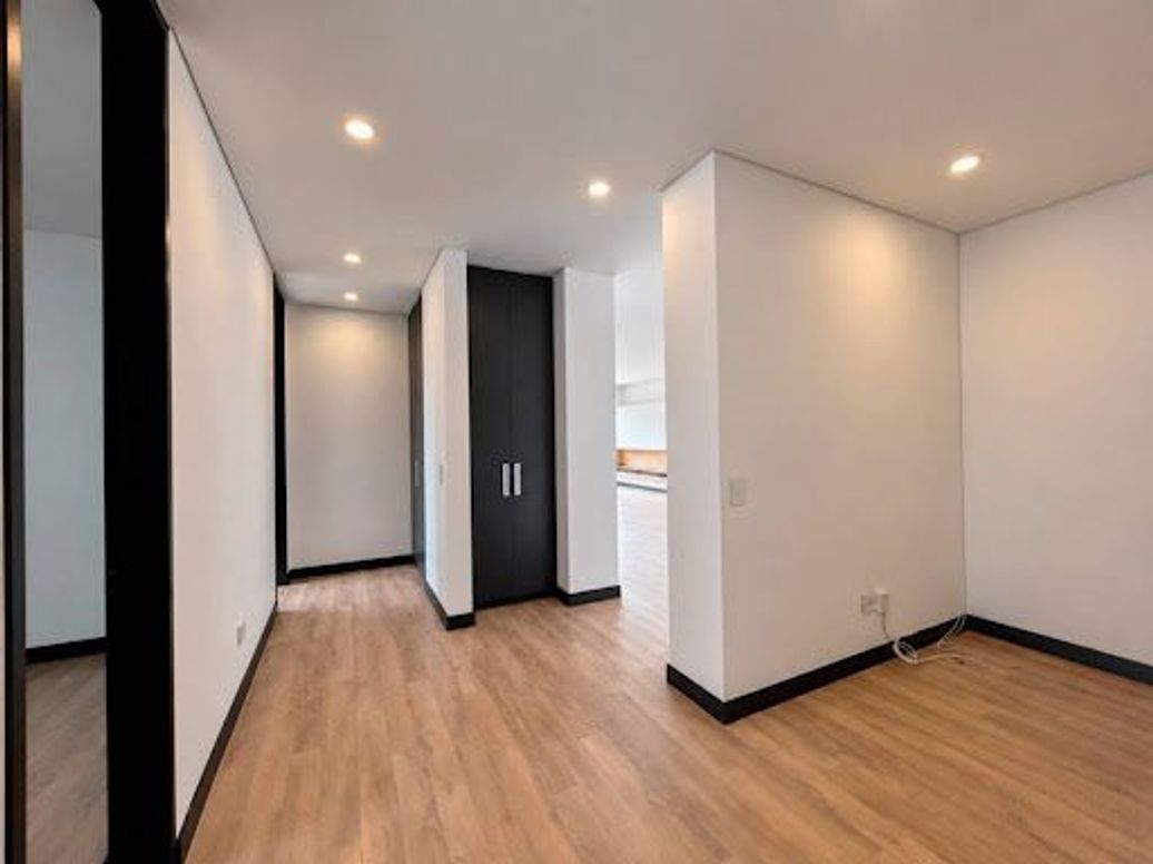 Apartamento de 3 alcobas en venta en Chicó Norte 2, Bogotá, 148 m² · foto 18 de 20