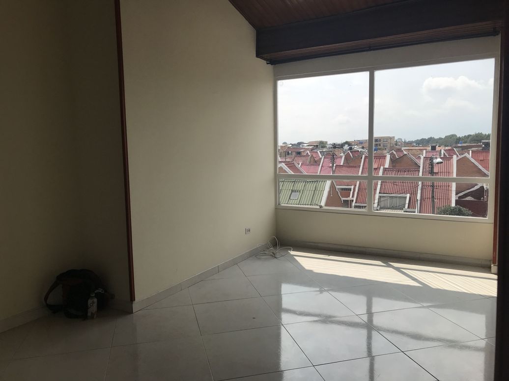 Apartamento de 3 alcobas en venta en Ruben Vallejo, Bogotá, 66 m² · foto 13 de 20